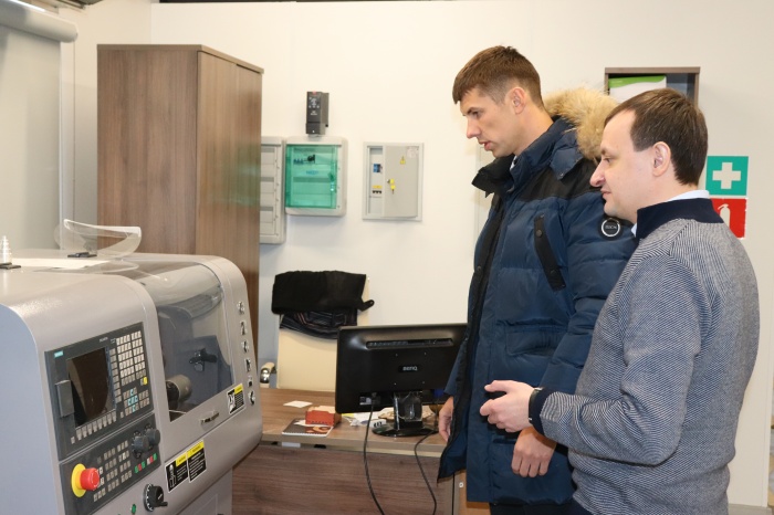 ЦМИТ Липецкой области и ПАО "Грязинский культиваторный завод" обсудили возможности сотрудничества ЦМИТ Липецкой области и ПАО "Грязинский культиваторный завод" обсудили возможности сотрудничества