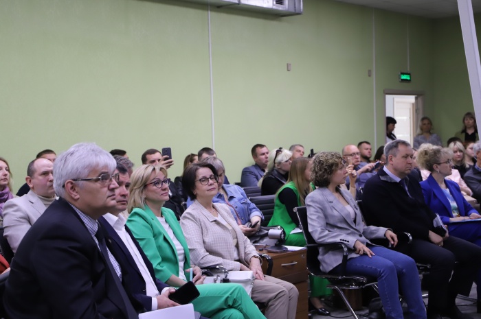 Липецким предпринимателям рассказали о мерах господдержки Корпорации МСП Липецким предпринимателям рассказали о мерах господдержки Корпорации МСП