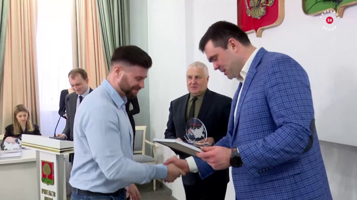 Липецкое время: «Лучших экспортеров региона наградили в правительстве Липецкой области»